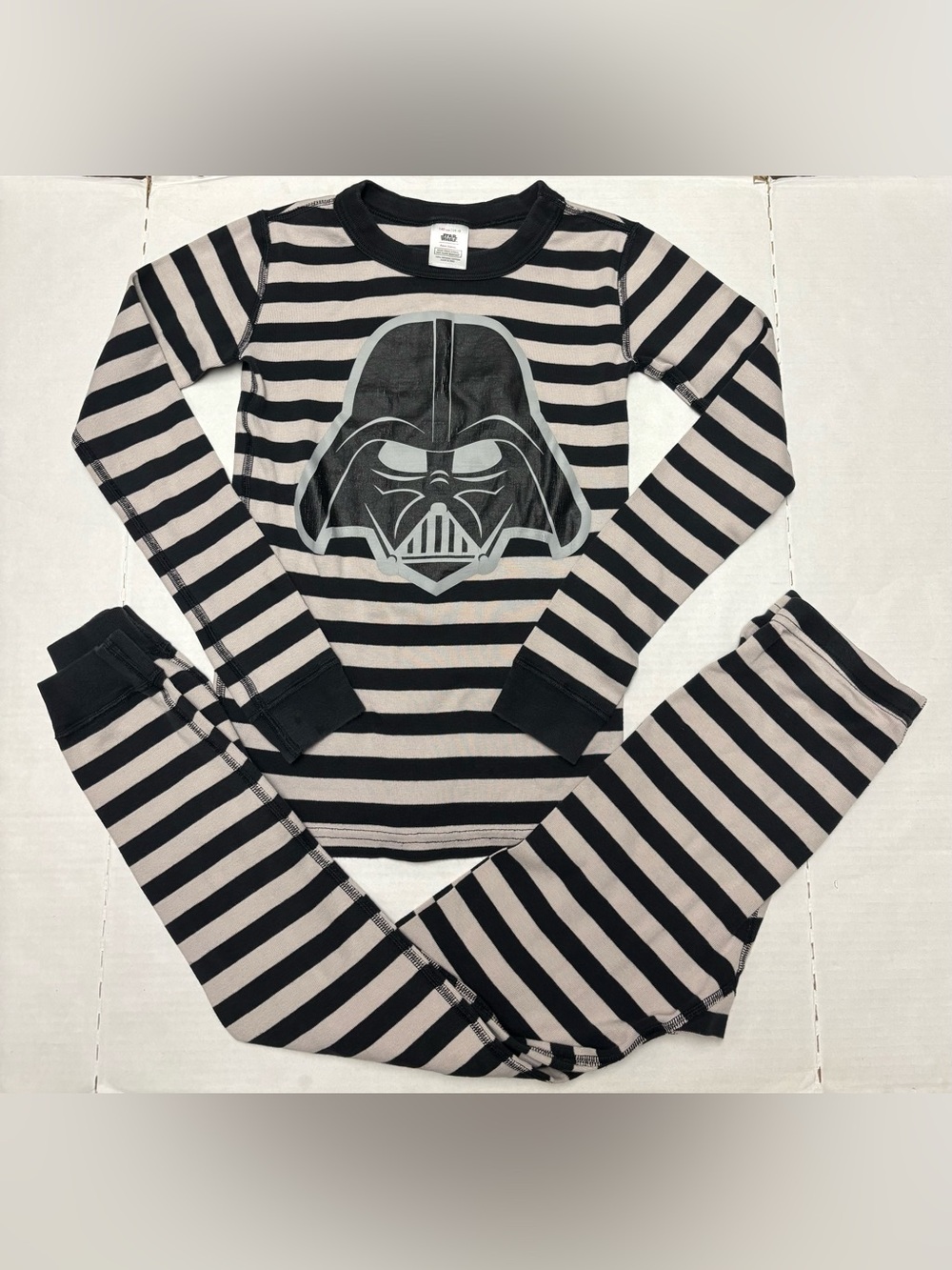 Hanna Andersson Darth Vader pajama set, size 10